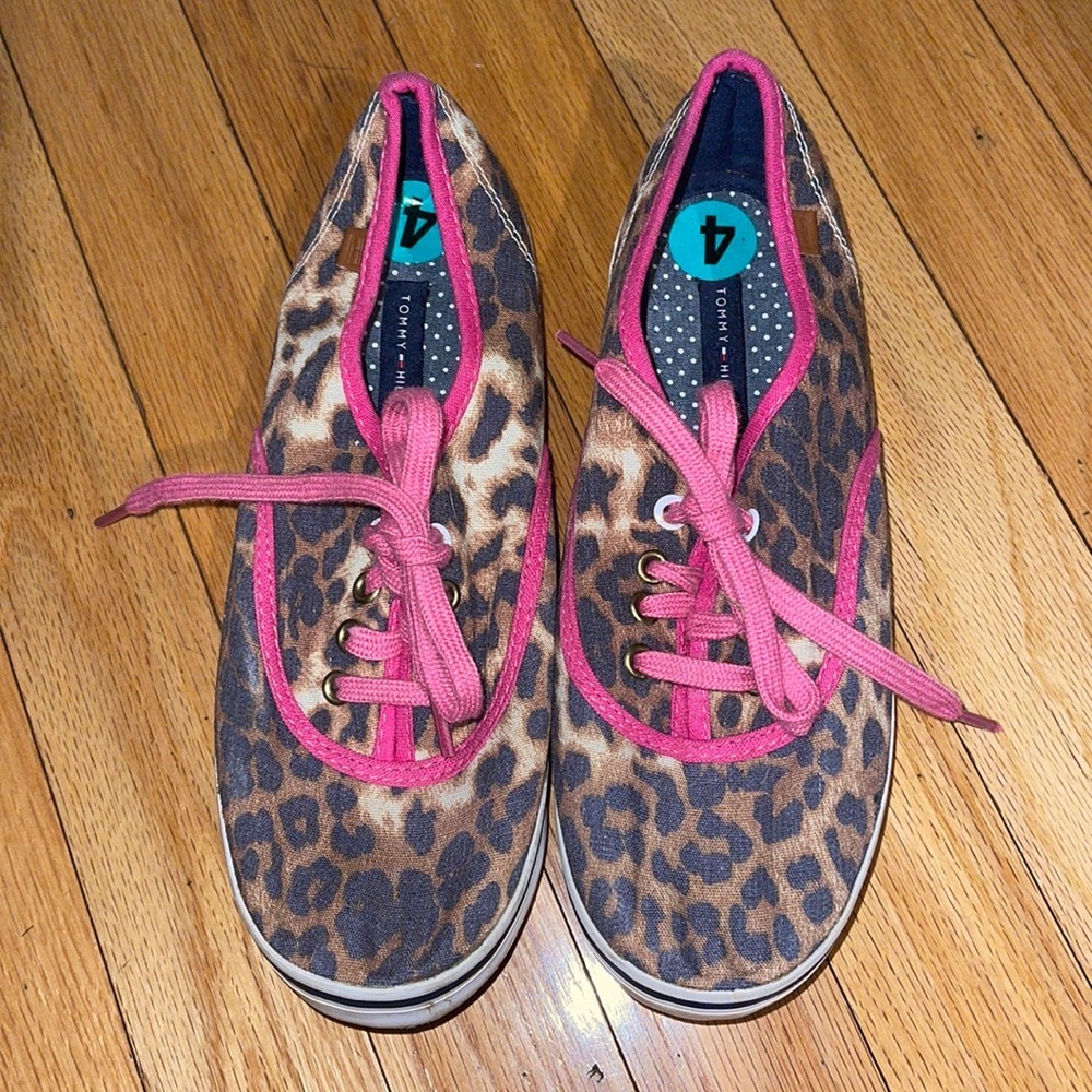 Tommy Hilfiger leopard print sneakers